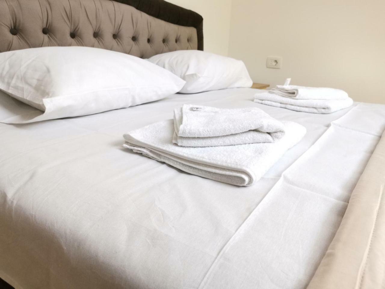 בודווה Apartman Maximus מראה חיצוני תמונה